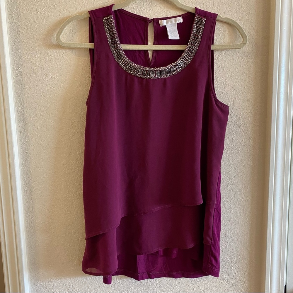 Design history tank top with headings round neck